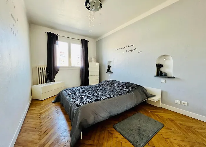 Appartamento 3 Pieces Arenas Ouest *